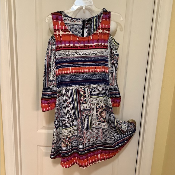 Cold shoulder dress by a new directions, size medium red, white, blue, purple. - Picture 4 of 7